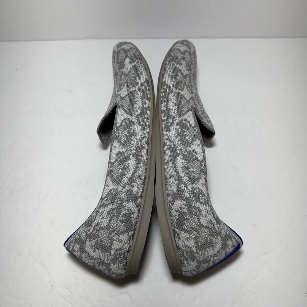 Rothy’s The Loafer Ivory Grey Snake Women's Round Toe Slip on Flats Size 9.5